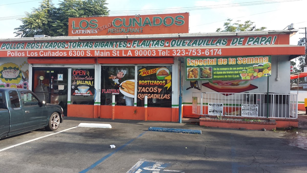 Los Cunados Restaurant